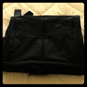 Tumi Alpha 2 Garment bag